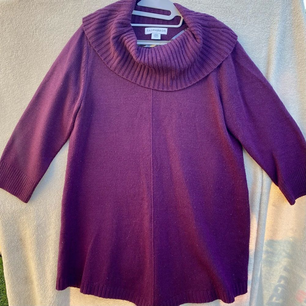 Sag Harbor purple crew neck pullover sweater size large used like new